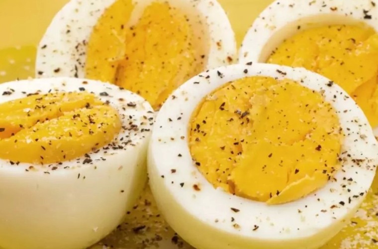Her gün yumurta yiyenleri bekleyen büyük risk açıklandı