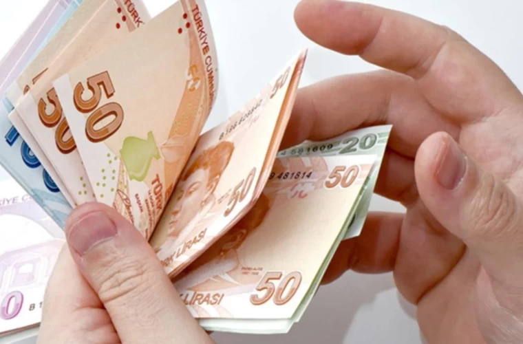 2024 asgari ücret zammı için TÜRK-İŞ'ten sert açıklama