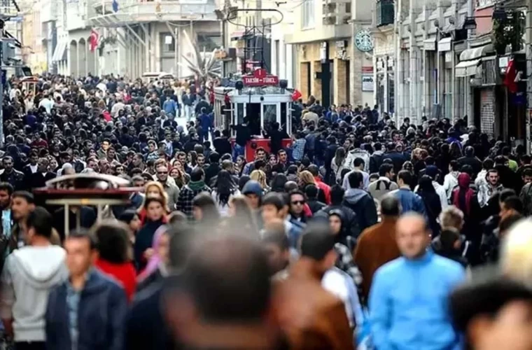 Türkiye'de erkek nüfusu kadın nüfusunu geçti