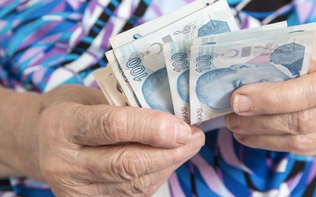 Otomatik fatura ödeme talimatı veren emeklilere 2 bin TL ödenecek