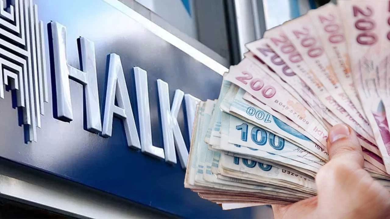 Halkbank'tan Aralık ayı harcamalarınıza özel 300 TL hediye!